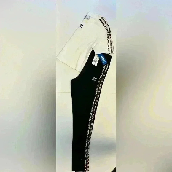 ADIDAS LEOPARD PRINT CROP TOP AND LEGGINGS SIZE S - Picture 5 of 9